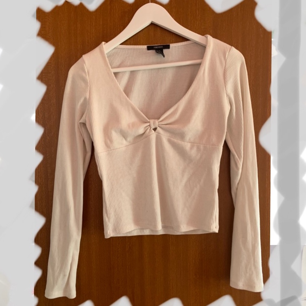 Long sleeve fitted top
